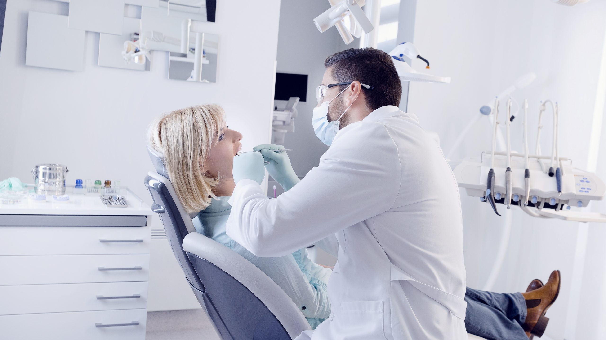 Dentist in Hull, GA